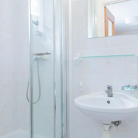 Dom Wczasowy Zew Morza - Basen, Spa, Wyzywienie W Cenie Jastrzebia Gora Room photo